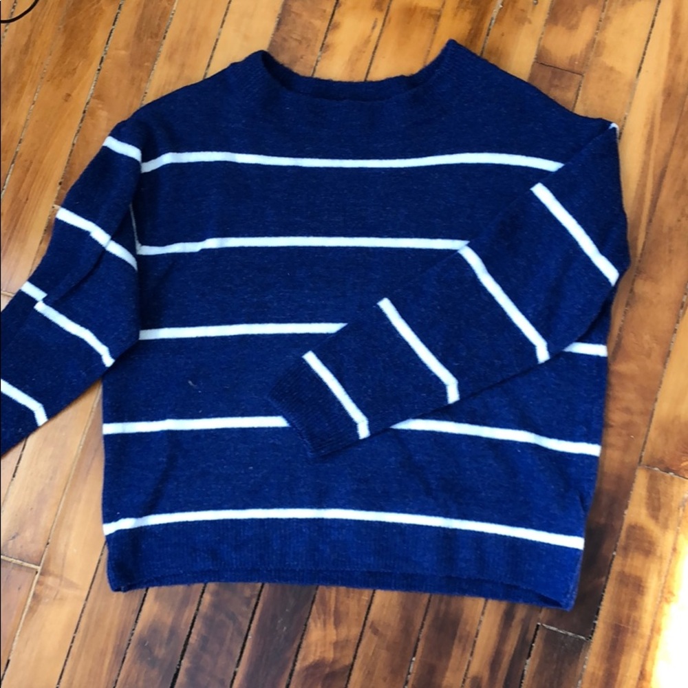 H&M sweater